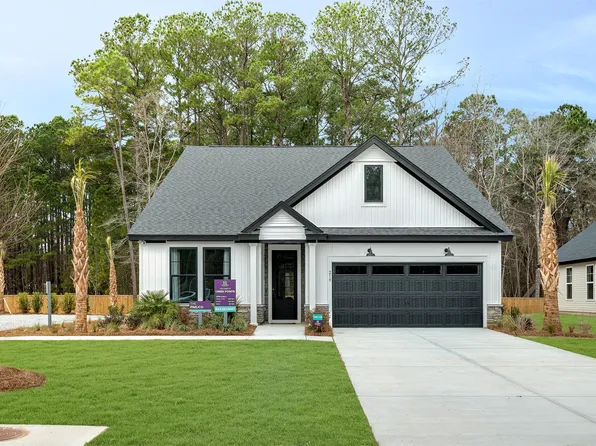 224 Creek Pointe Dr, Moncks Corner, SC 29461