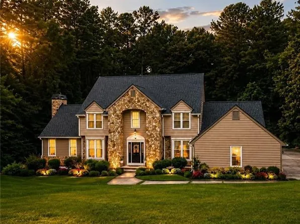 1208 Milford Forest Dr SW, Marietta, GA 30008