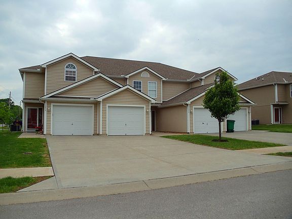 3rd image of 1644 SW Highland Dr #12-A