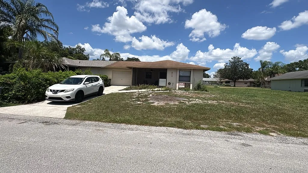 4 bed, 1399 sqft, $2,250 — Photo 1