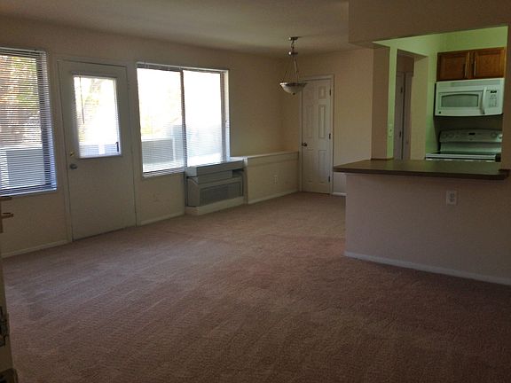 3rd image of 10818 Harvey Dr APT 08