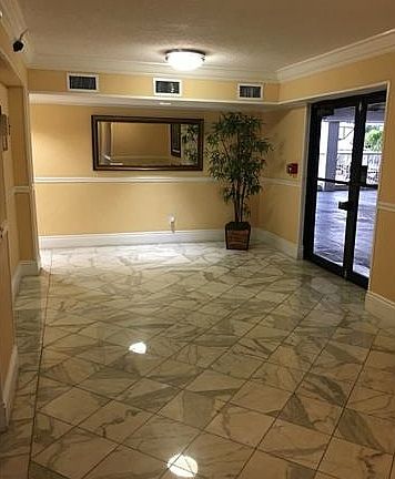 3rd image of 2000 NE 135th St #410