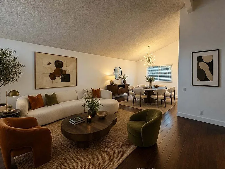 14222 Enfield Cir — Photo 4