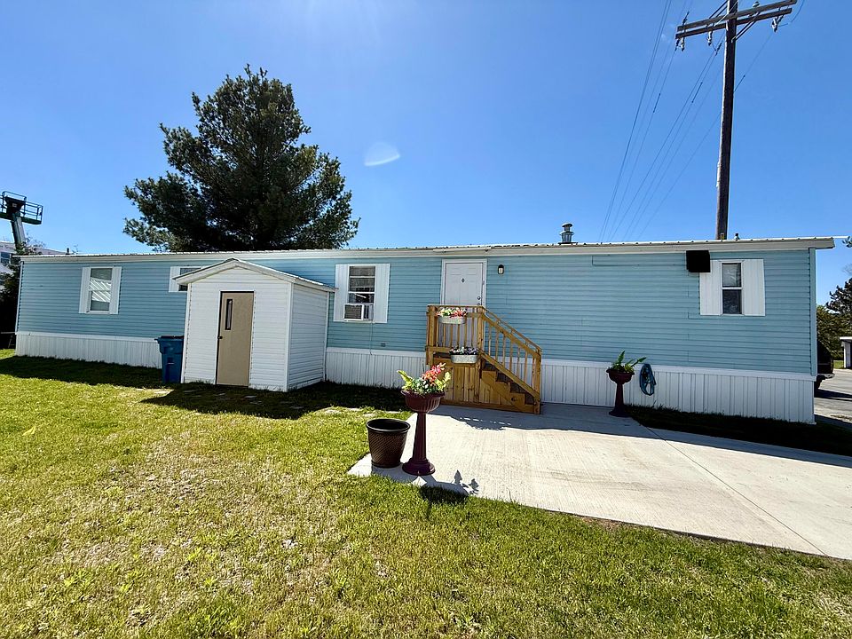 1st image of 333 E Lakewood Blvd Lot 10