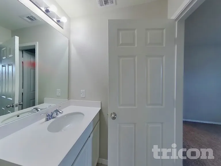 1023 Spofford Dr — Photo 18