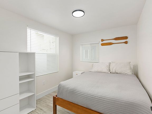 4th image of 725 Pismo Ct