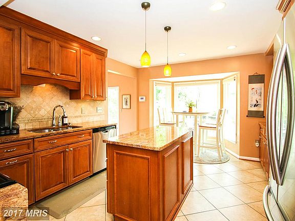 4th image of 12452 Plowman Ct