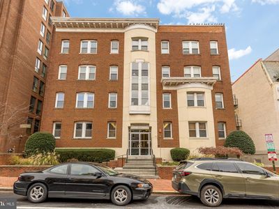 2114 N St NW APT 32, Washington, DC, 20037