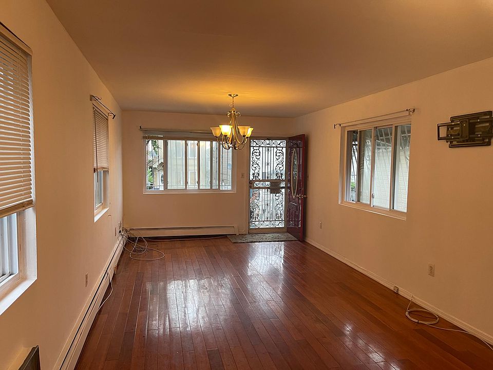 1st image of 10730 165th St Floor 1