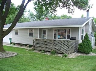 521 E Watonwan St, Lake Crystal, MN 56055