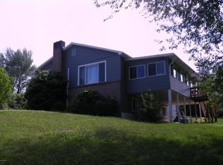 506 Pine Ridge Rd, Lewisburg, PA 17837