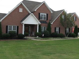 53 Stewart Rd, Sharpsburg, GA 30277