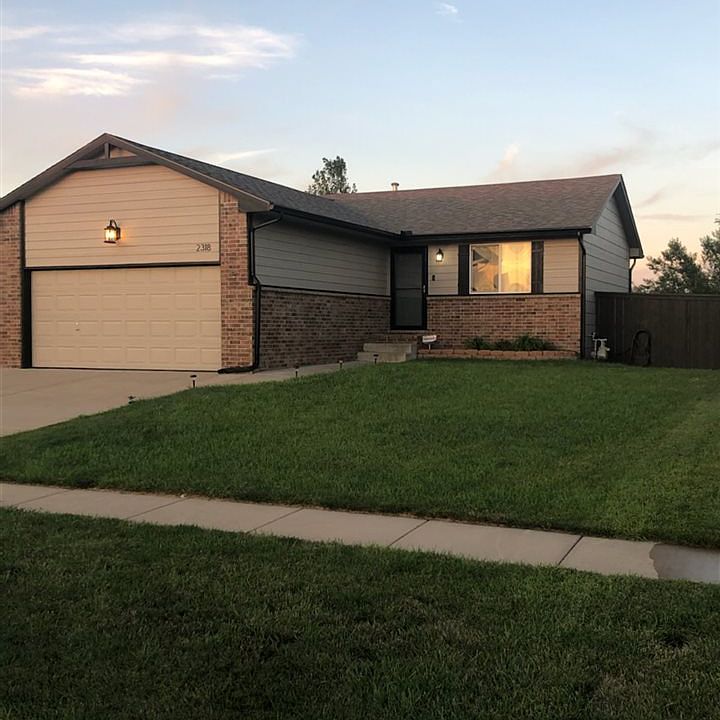2nd image of 2318 S Rogers Ln