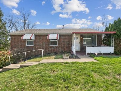 428 Crestview Dr, Pittsburgh, PA, 15239