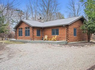 7985 Brookside Dr, Olmsted Falls, OH 44138