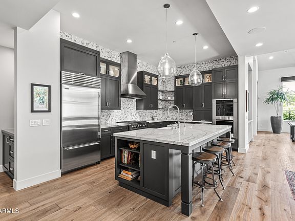 5th image of 4415 N 37TH Way