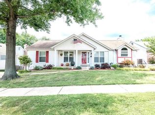 6869 China Lake Dr, Saint Louis, MO 63129
