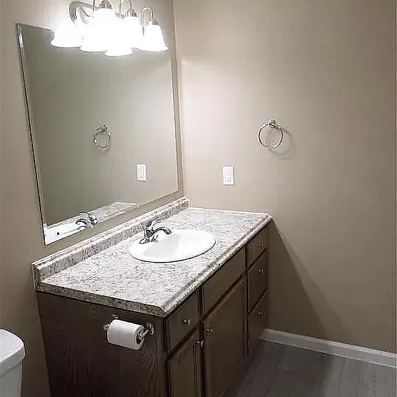1001 Forest Ave #A — Photo 9