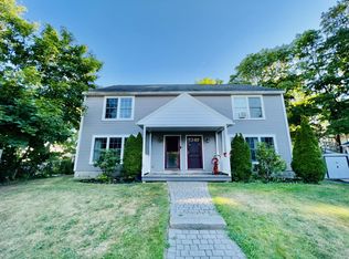 34 Saunders St, Portland, ME 04103