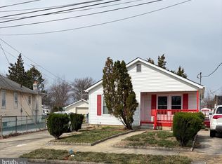 8249 Eden Ln, Pennsauken, NJ 08110