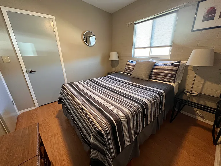 1031 N 78th Pl — Photo 39