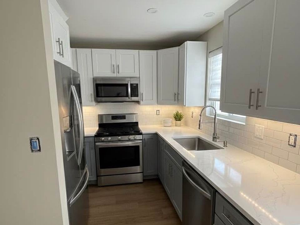 1st image of 23 Union Pl #3