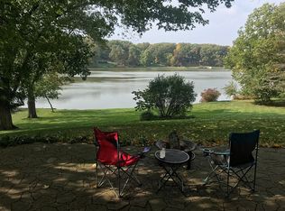 162 Moorland Dr, Valparaiso, IN 46385