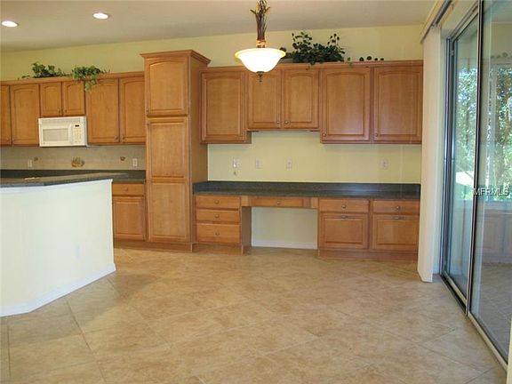 5th image of 9035 SE 118th Ln