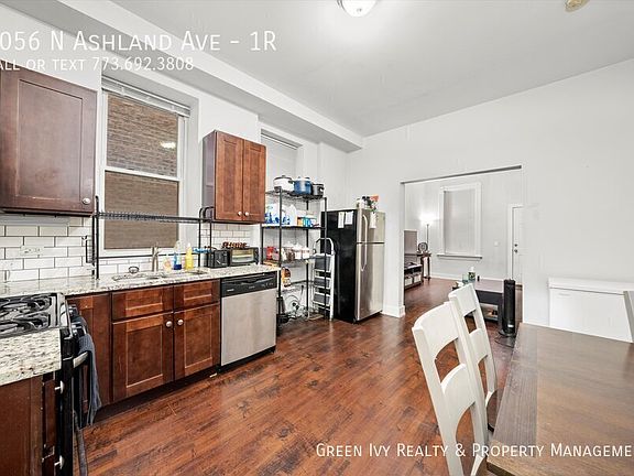 4th image of 1056 N Ashland Ave #1R