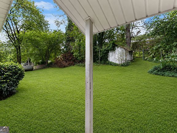 5th image of 2903 Maple Rd SE