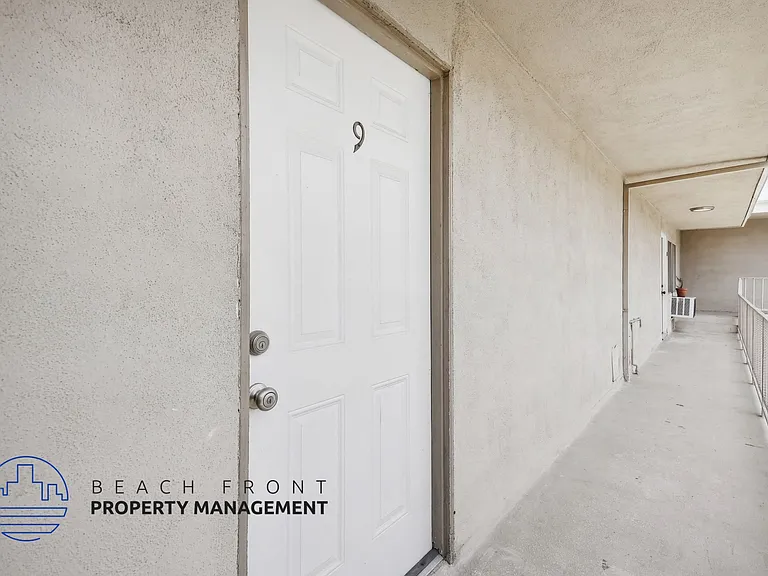 5447 Norwalk Blvd — Photo 16