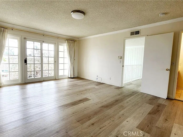 6327 Sattes Dr — Photo 26
