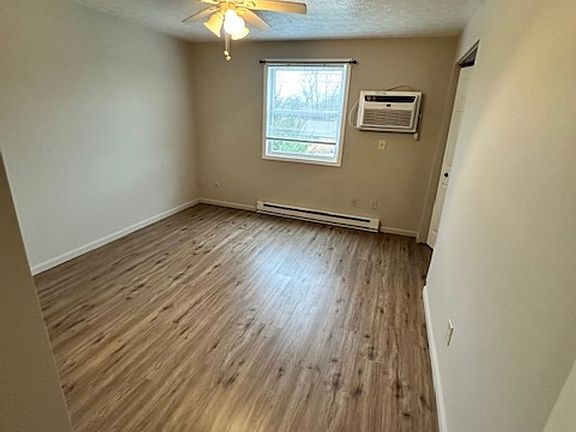 5th image of 1268 N Chapel St #1276