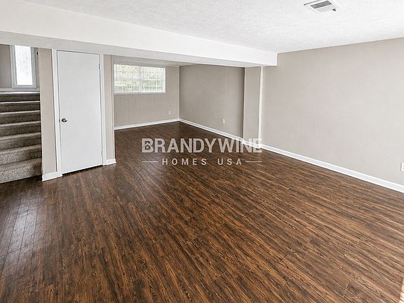 5th image of 4720 Edwina Ln SW