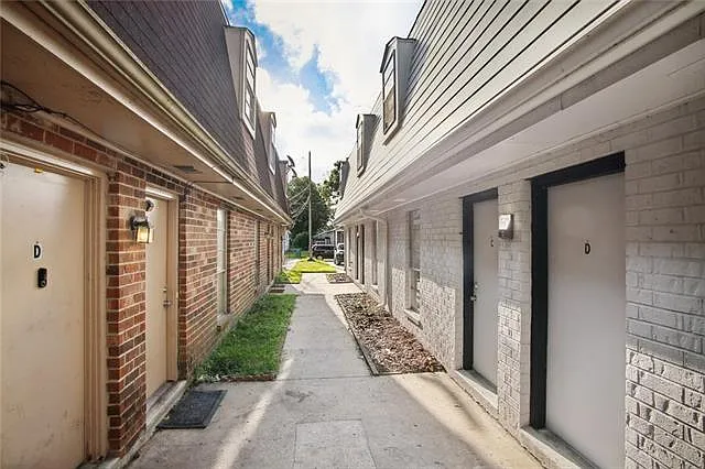 424 Deckbar Ave #D — Photo 14