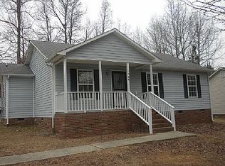 1609 Cedrow Dr, High Point, NC 27260