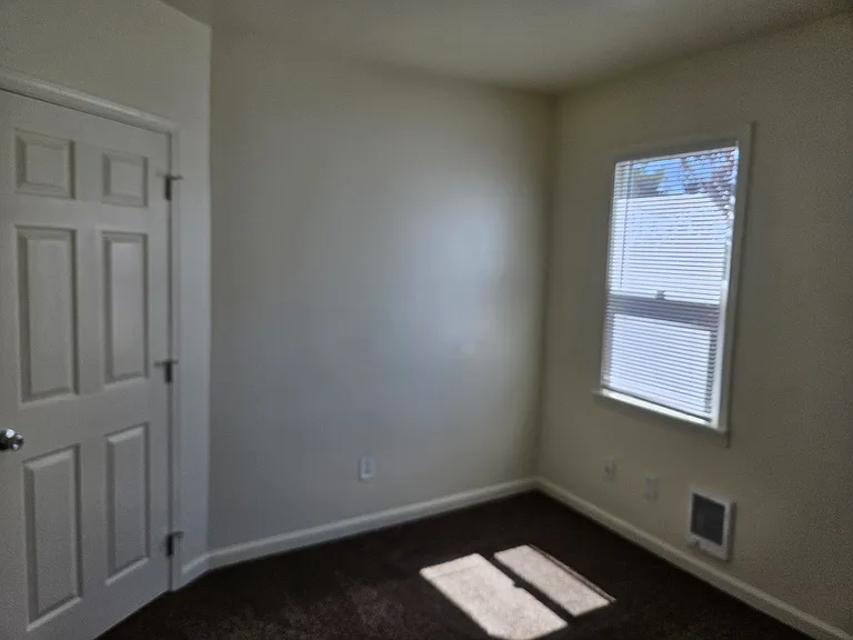 6426 S Puget Sound Ave — Photo 11