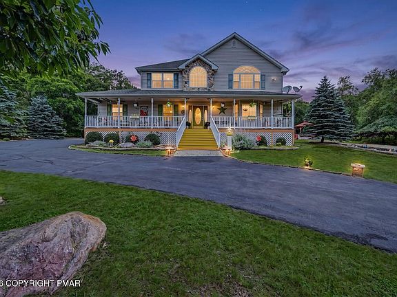 2nd image of 66 Harper Ct