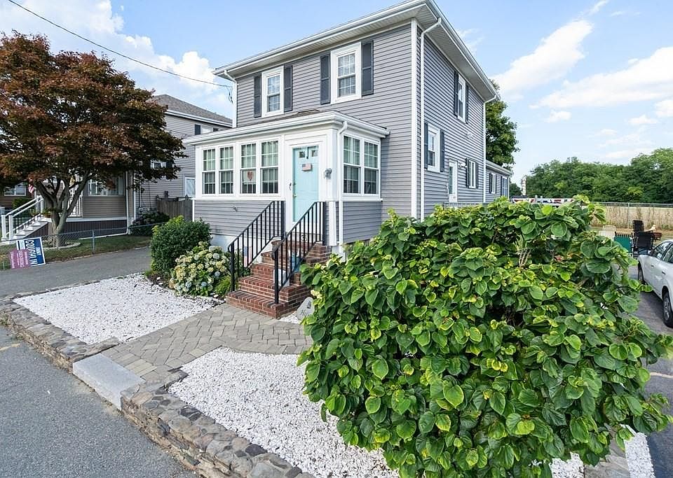 1st image of 35 Rockland St