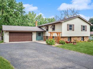 311 Brooks Ave E, Little Canada, MN 55117