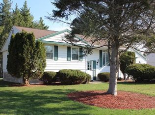 835 Lamont Cir, Cortland, NY 13045