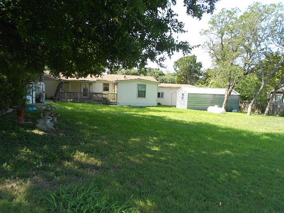 5th image of 109 Acorn Ct W