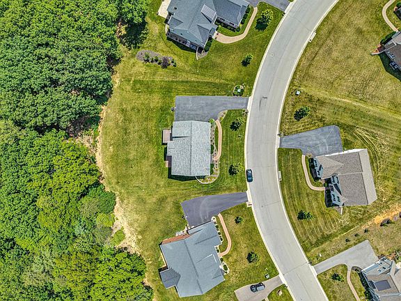 4th image of 6981 Fairway Ridge Rd
