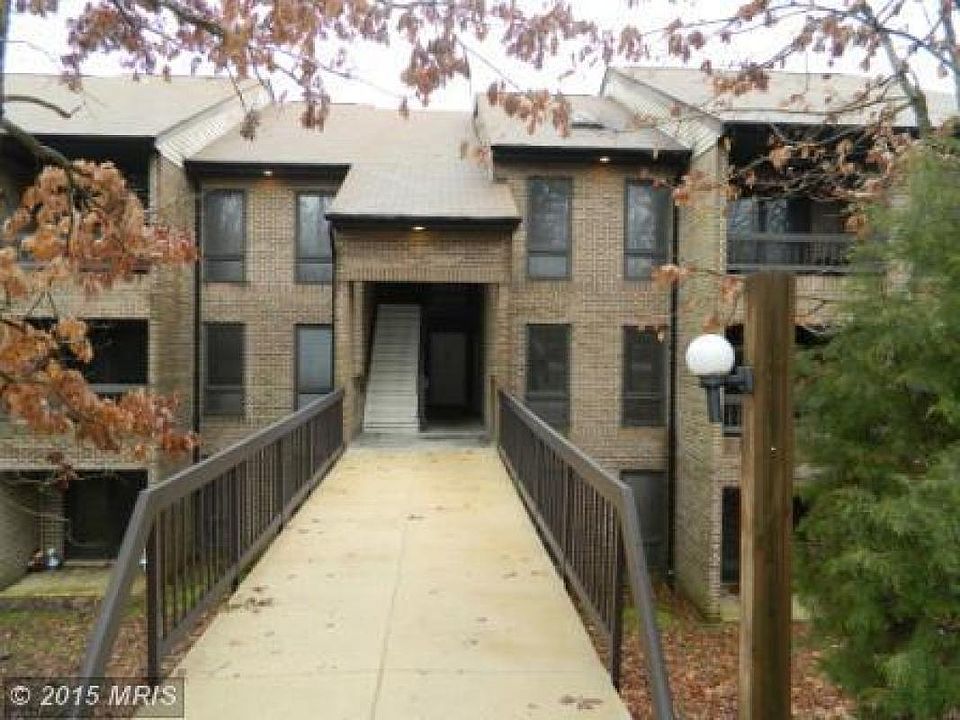 1st image of 44757 Woodlake Ct APT 747