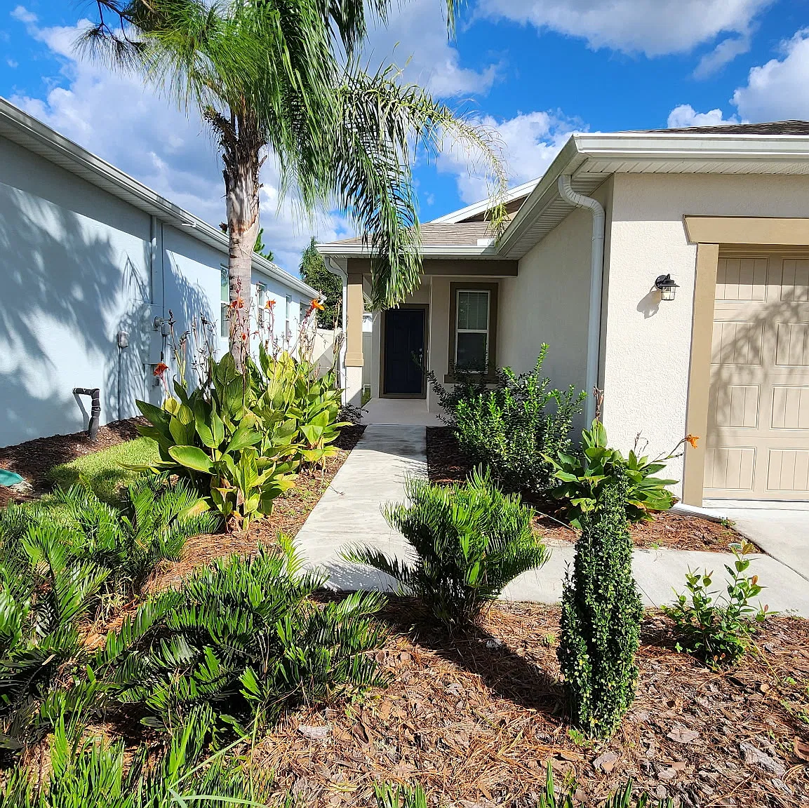 4 bed, 1580 sqft, $2,300 — Photo 2