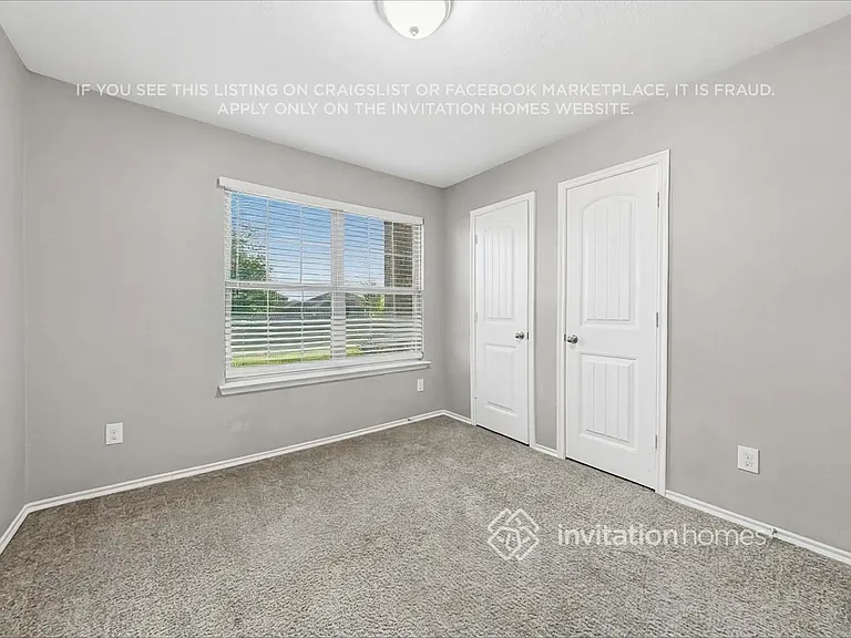 313 Eastland Ct — Photo 15