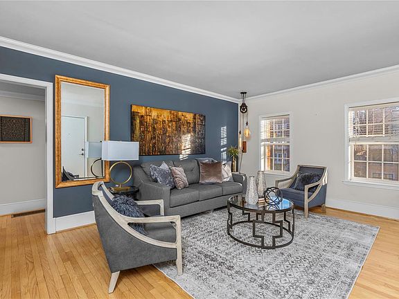 3rd image of 7515 Parkdale Ave APT 2E