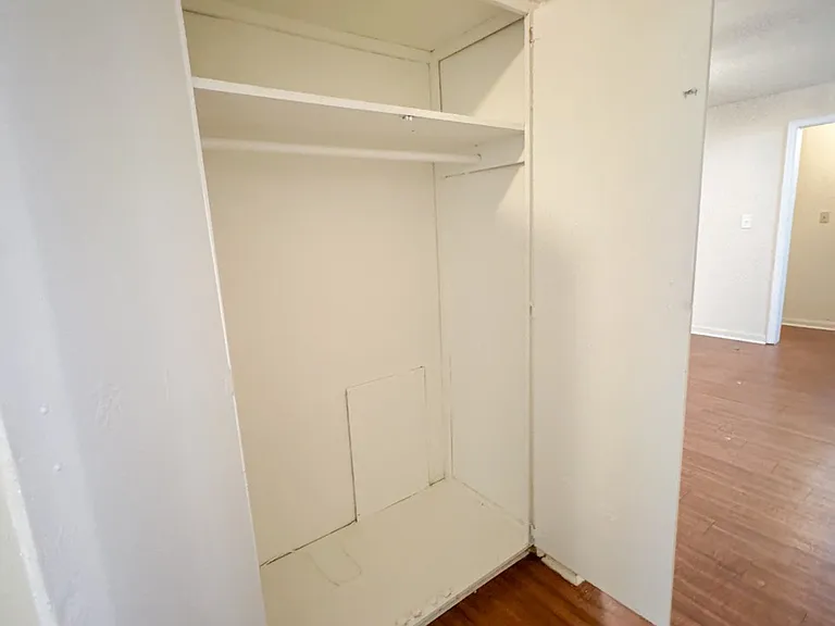 1502 Atkamire Dr — Photo 9