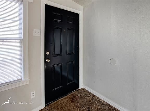 4th image of 1557 N Mockingbird Ln