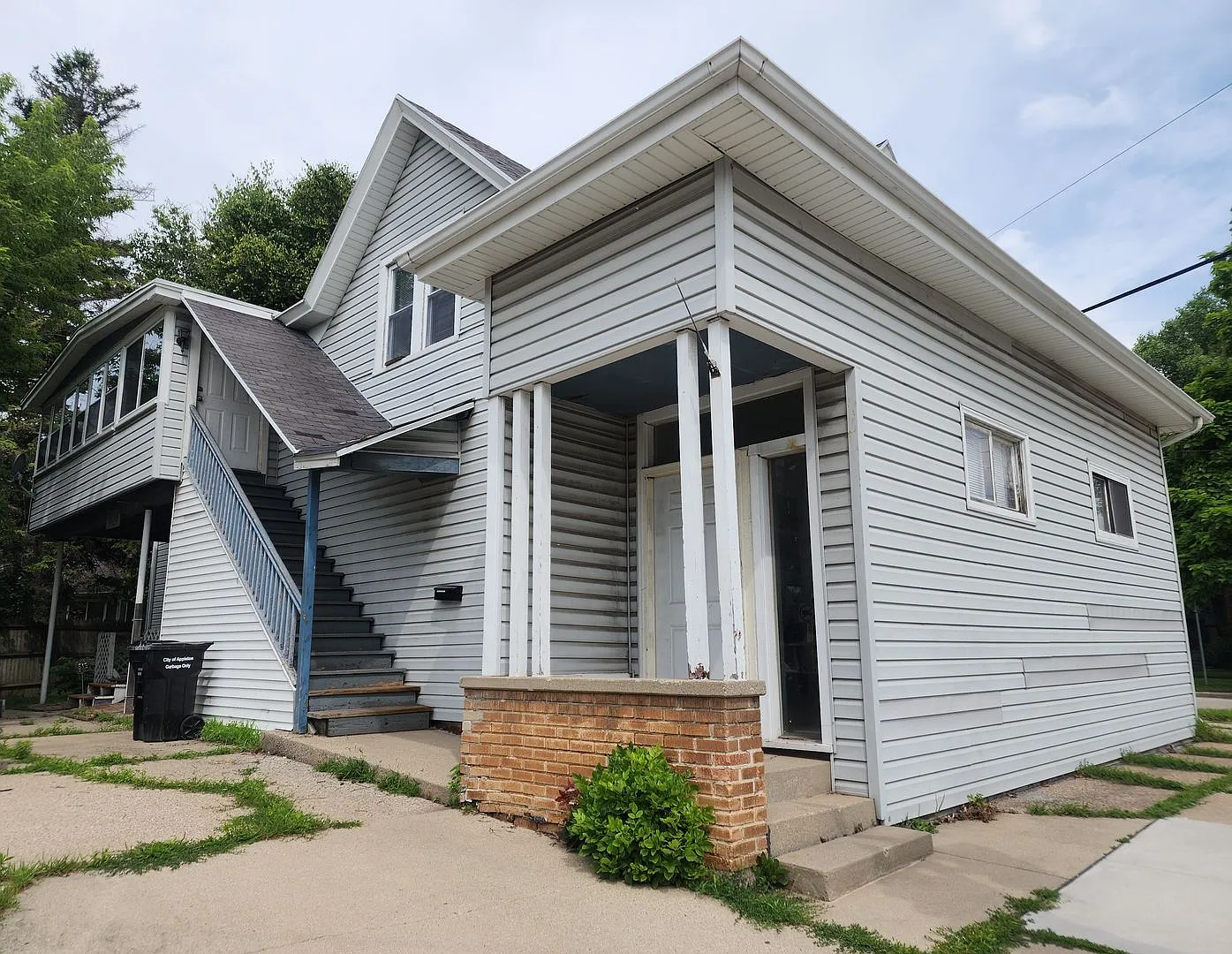 1300 W Prospect Ave. — Photo 1